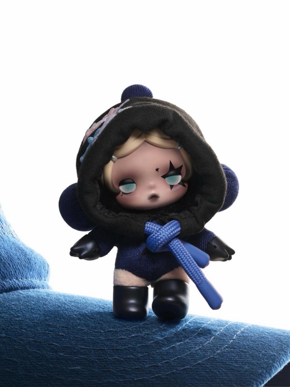 POP MART SKULLPANDA Off Mode Series Plush Doll Pendant - Low Battery
